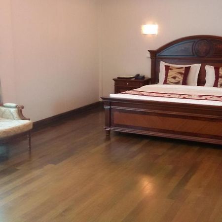 ปาล์ม สปริง รีสอร์ต Hotel ย่างกุ้ง ภายนอก รูปภาพ