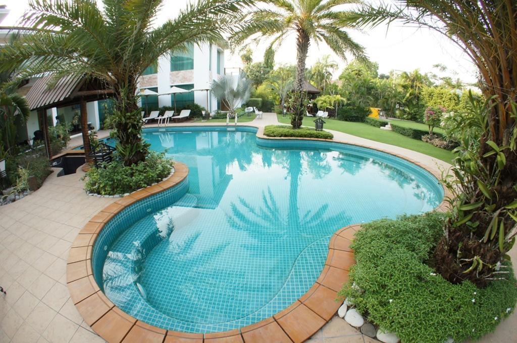 ปาล์ม สปริง รีสอร์ต Hotel ย่างกุ้ง ภายนอก รูปภาพ