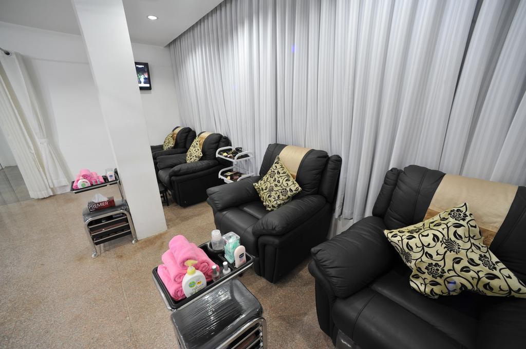 ปาล์ม สปริง รีสอร์ต Hotel ย่างกุ้ง ภายนอก รูปภาพ