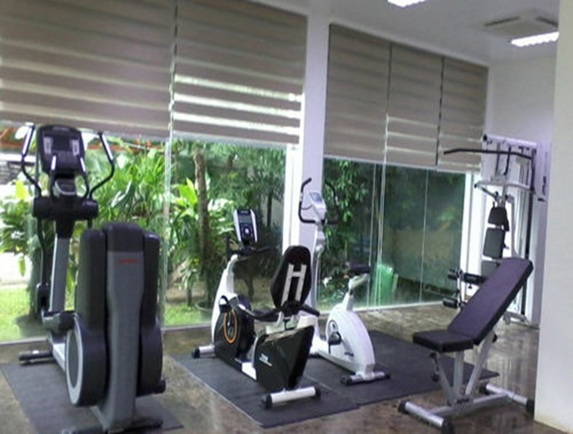 ปาล์ม สปริง รีสอร์ต Hotel ย่างกุ้ง ภายนอก รูปภาพ
