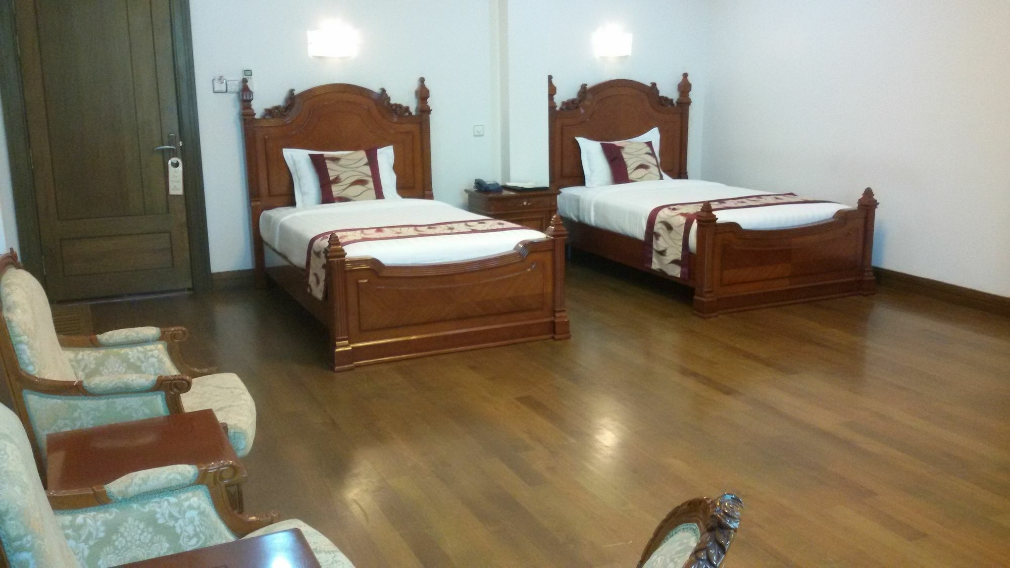 ปาล์ม สปริง รีสอร์ต Hotel ย่างกุ้ง ภายนอก รูปภาพ