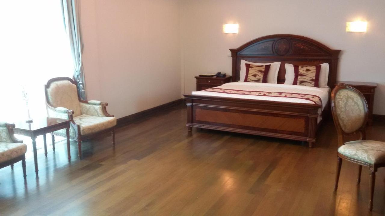 ปาล์ม สปริง รีสอร์ต Hotel ย่างกุ้ง ภายนอก รูปภาพ